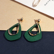 Load image into Gallery viewer, Exaggerated Vintage Earrings